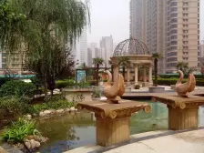 曼哈顿双气标间 带阳台 精装修 随时看