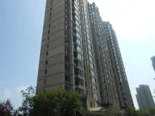 南北通厅精装两室 200平小院 房屋采光充足