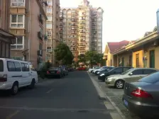 3/18号线800米,中间楼层,价格可谈