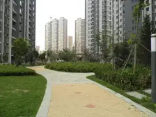 新希望家园两室精装修,近轻轨,配套完善