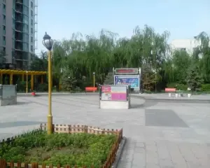 乌兰察布路 阳光三居电梯房 汇雅风尚