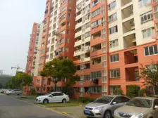 商品房小区,近地铁,中间楼层,采光好,小区环境好!