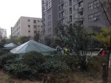 金二环新蓝钻 地铁口 朝南采光好 双气 2011年