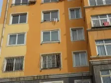 新新园南北通透大三室格局好,中间楼层,采光视野好