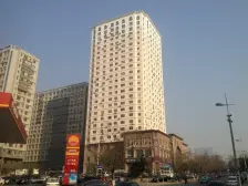 华冠大厦 3室1厅 东 北