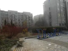 2023年精装修 飘窗阳台 交通便利 视野好