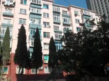 中南路电梯房,南向采光充足,无坡不临街