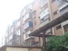 绿城广场地铁,市委旁高素质人群为邻,学途坦荡无涯