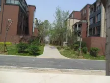 有花园 有露台 1-2层精装复式 诚心出售