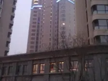 小区C位 装修保持的好 俯瞰公园 中间楼层 有钥匙看房