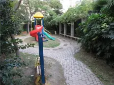 精装修 商品房 医疗配套成熟 商业配套成熟 正南朝向