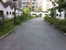 翡翠园二期花园旁大平层五房诚心出售