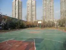 三室二厅二卫,精装修,拎包入住。