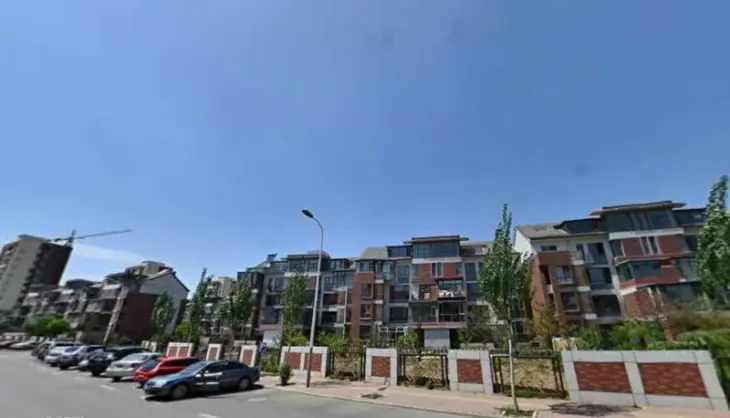 左右城实景图