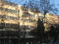 文化东路 和平路 燕山小区南区 两室 非顶 封闭式小区