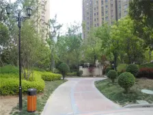 卢浮三期 一梯两户 四室小高层 70万装修 央空调 地暖