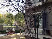 临地铁 交通便利 满五 大两居 南北通透 精装好房