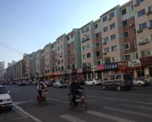 东门外XX 南北通透,精装修 拎包入住 无遮挡