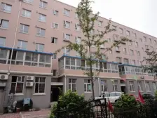 房子在西门口车直接进平地装修保持很好出行购物方便