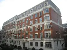 79封闭小区,楼层好,交通便利,房主诚心卖