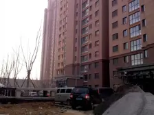 奥体中路 电梯大三居 有车位地下室 诚心卖 上海川