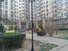 朝阳大悦城旁复式,60万装修无遮挡,采光好急售