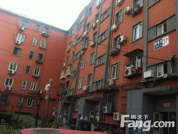 新德街37号院