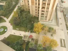 巴国城后门两房,交通便利,采光好,诚心出售