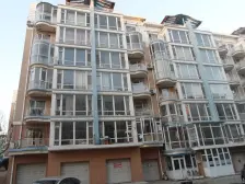 房子简单装修 价格便宜 跃层房子 也可以单独入户