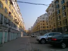 松霞北小区,精装修,非顶楼,带小鹏