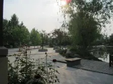 双气双拼大别墅连体车库 大花园 交通便利 配套齐全