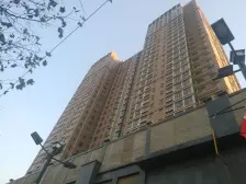 精装修全明户型,业主诚心出售。露台150平