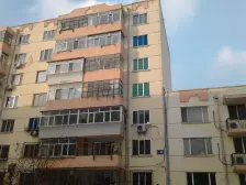 香安电力小区两室一厅中间三楼