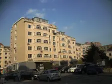 五一广场万达开发长春花园新装修三室中间楼层