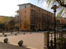 沿河安静 +德式建筑+户型方正