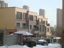 富士庄园小区,一室一厅打好二层,近轻轨