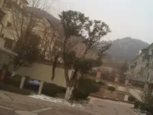 总高3层叠拼别墅采光充足 绿化优美 东侧靠山舜耕路上