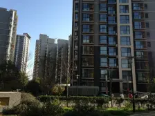 上下二层,三期次新房,诚心出售