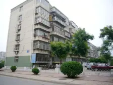 房子是老本 南北通透 两室 简单装修 看房方便