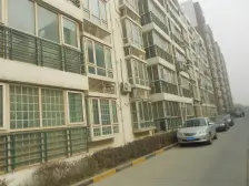 10号线地铁口、公园旁边 朝南二房,采光充足诚心出售