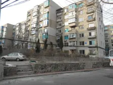 松江路十字路口的三室视野好 楼层