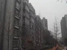 航海路公园旁,地铁口,正商品质,业主诚心出售