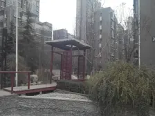 福塔旁南北通透大3房 满五税满 拎包入住