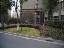 内环内2010年次新房 小型复式楼 露台20平