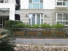 内环边+半人车分流绿化53%+得房率80%停车方便2010年