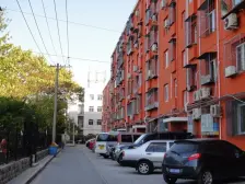 二里庄小区,精装1居,小区中间位置