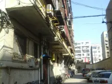 洛陽良丰公寓 3室2厅 东 西