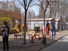 彩虹街区全南两居,满五年唯一,楼层高采光好