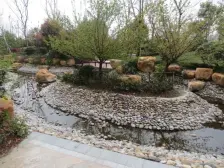 花城三期,中间楼层,采光视野好,诚心出售