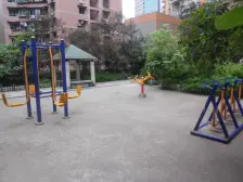 巴渝世家+精装顶跃+大阳台+出行方便+拎包入住